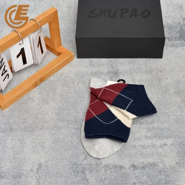 Qlm-249-7 Teenager and Kids Socks Factory Cheap Price Crew Compression Socks