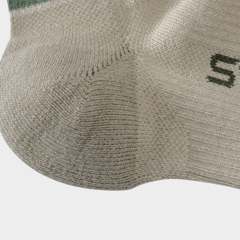 Affordable Option of new lightning resistant football socks, basketball socks, golf socks, yoga socks, men's favorite 