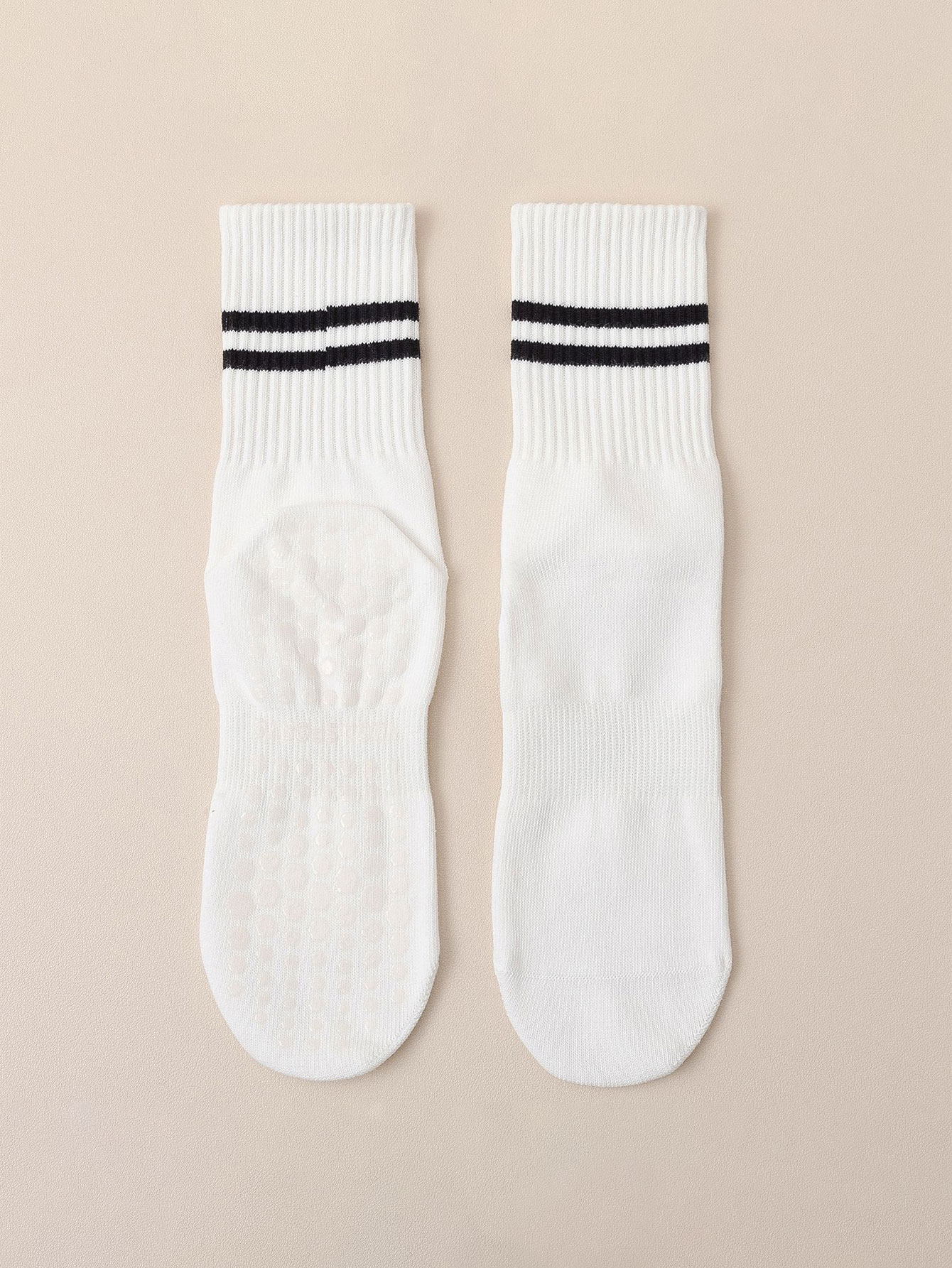Light Customization supply chain partner Adorable Kids FleeceLined Slipper Socks with NonSlip Soles Cozy Winter Indoor Shoes 