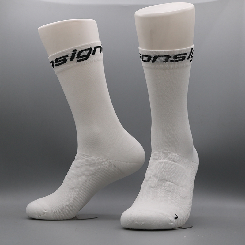e-tailer New Sport Running Ankle Socks Women Men Athletic Thin Breathable Quick Dry Fitness Marathon Compression Short Low Cut 