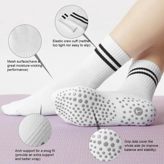 Custom Non Slip Athletic Pilates Socks Silicone Grip Football Socks