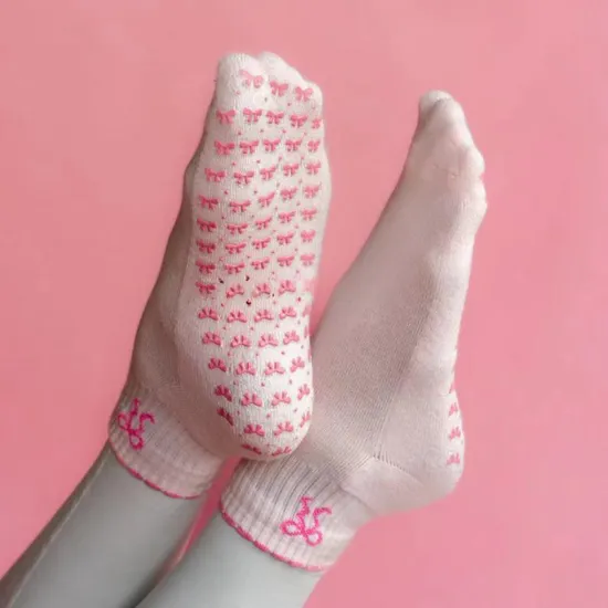 High Quality Custom Design Ruffle Yoga Anti Slip Grip Wholesale Ballet Bows Pilates Socks