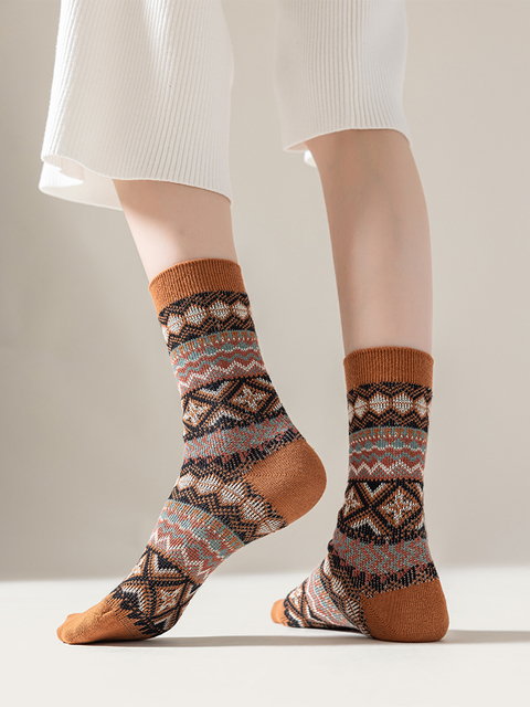 top-notch Pack womens cotton Socks Autumn and Winter Warm Socks Thick Knit Cabin Cozy Crew Soft Socks Gifts for women Colorful 