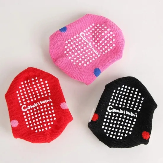 Cute Non Slip Covered Baby Shoes Socks for Newborn Floor First Walker