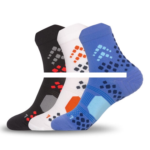 Wholesale Outdoor sports socks for men and women with moisture absorption and anti slip foot protection