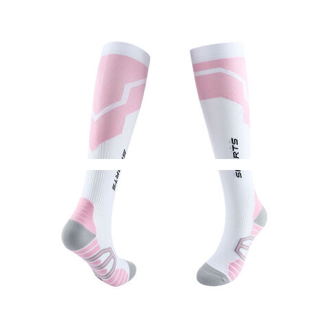 New design compression socks Quick drying, non slip,nylon %+ elastic+covered yarn sweat wicking sports socks