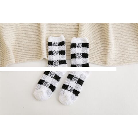 OEM Factory High Quality Add Thick Keep Warm Fluffy Socks Provide Free Sample Custom Logo Sport Socks