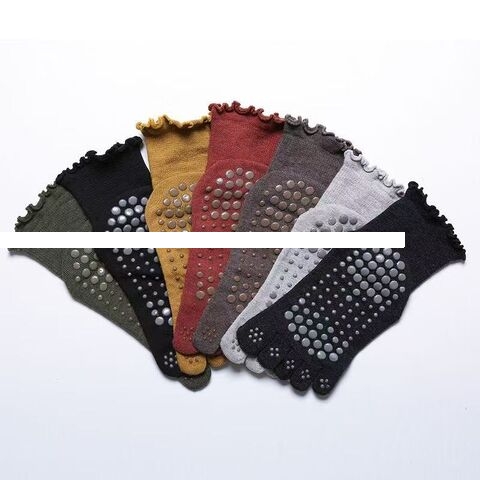 Source Factory five finger socks Lace yoga socks comfortable non slip custom grip logo Pilates women s socks