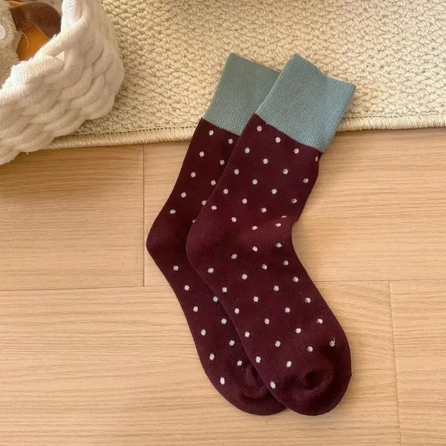 Women′s Socks Autumn and Winter Vintage Polka DOT MID-Calf Socks Patchwork DOT Pile Daily Hundred Women′s Socks Wholesale Socks