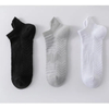 Summer Thin Trend Solid Color Boat Socks Moisture Transferring and Sweating Sports Socks Men′s Short Socks