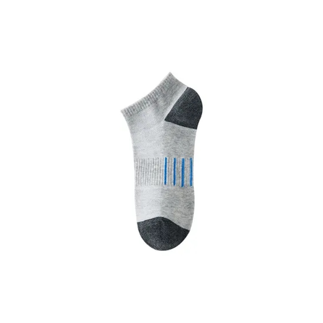 Men′s Sweat Absorbent Breathable Spring and Autumn Thin Socks Alphabet Teenagers Tide Socks Students Sports Short Socks
