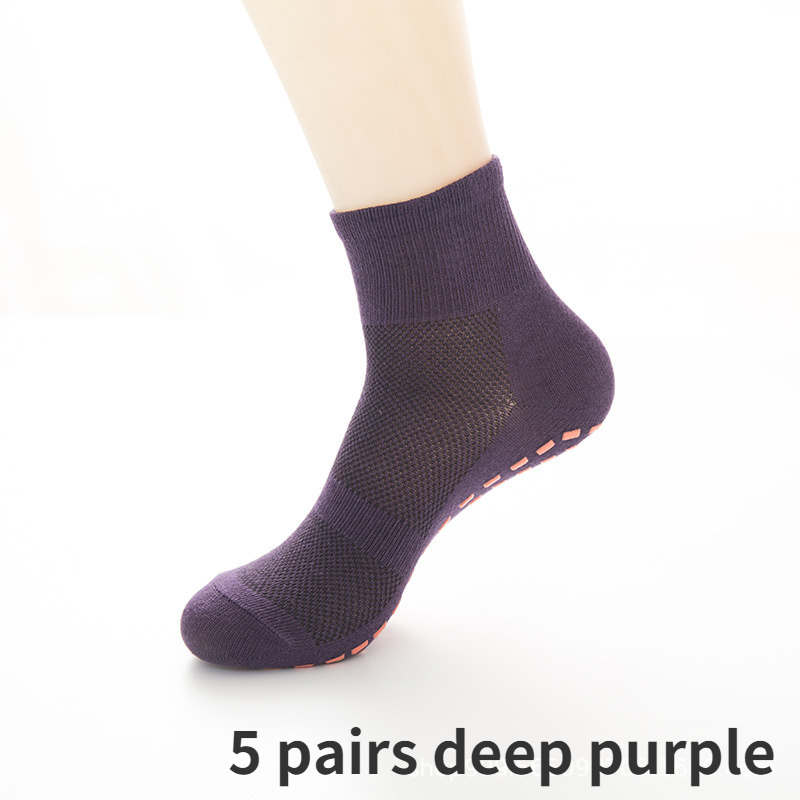 customized solutions Socks Skid Non-slip Non Sticky Grip Trampoline Socks Fit for Yoga Pilates Hospital Socks Men Women 