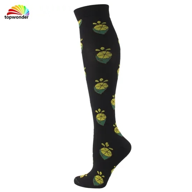 Customize and Wholesale All Sorts of Compression Nurse Medical Varicose Sock in Many Colors at Low Prices
