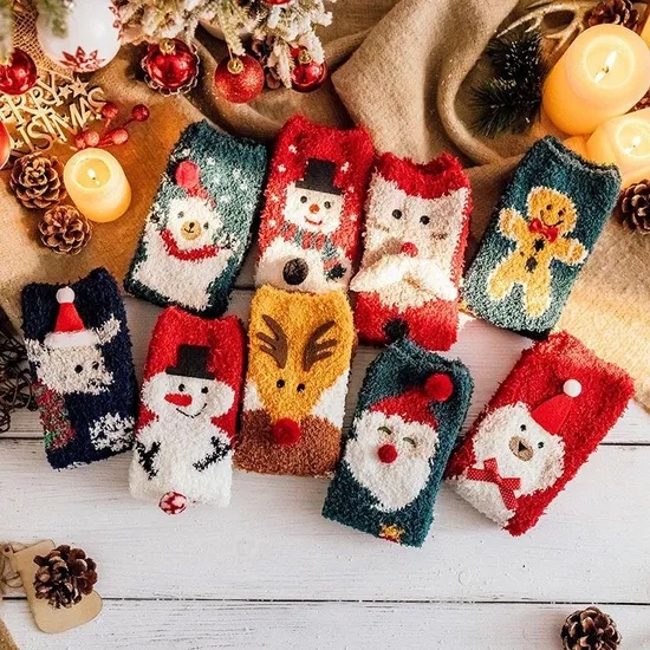 Wholesale Holiday Gift Novelty Socks Men′s Colorful Crazy Xmas Crew Socks Funky Christmas Socks