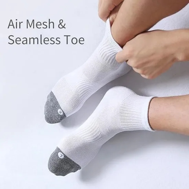 Men′s Sports Ankle Socks Cushioned Sports Socks with Air Mesh & Seamless Toe