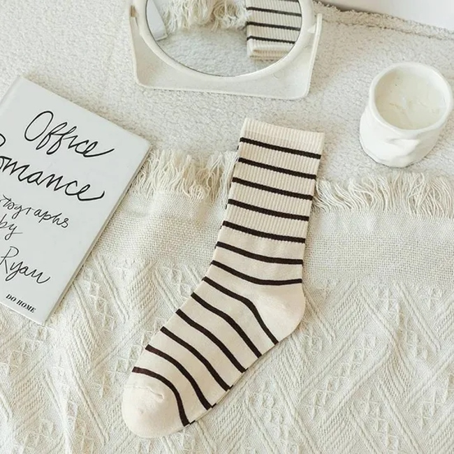 Striped Medium Socks Autumn and Winter Thigh High Socks Japanese Women′s Long Socks Curry Ins Trendy Hundred Socks