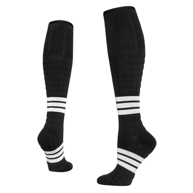 Fashionable Compression Socks with Graduated Pressure Design