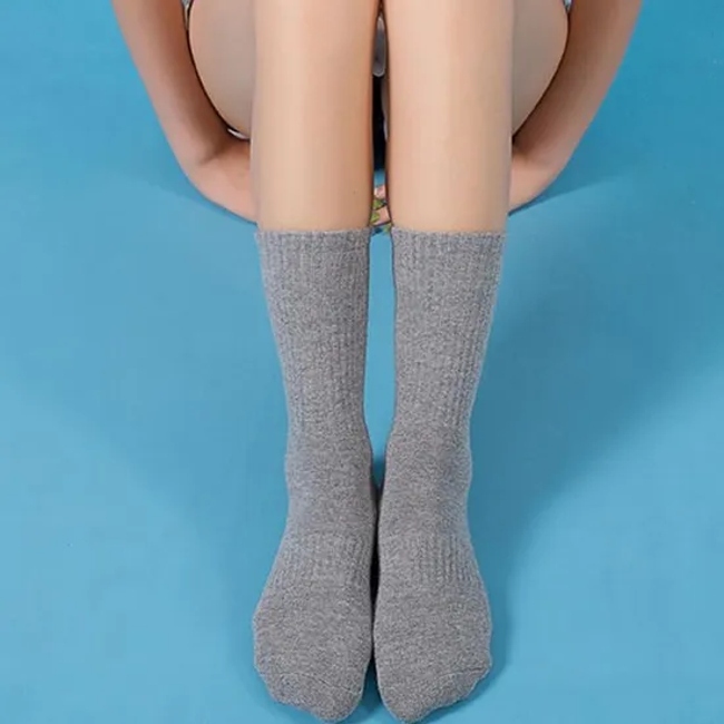 High Quality Cotton Soft Women Wholesale Grip Anti-Slip Custom Design Compression Socks