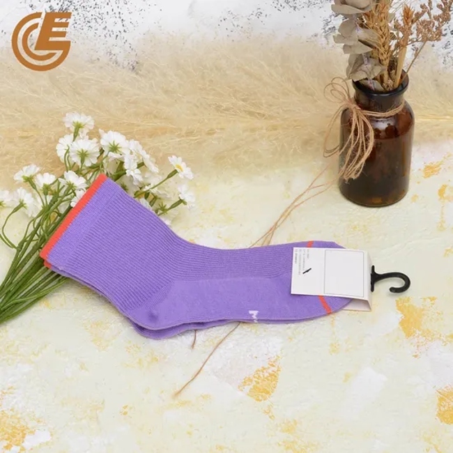 Qlm-192-5 Football Compression Sports Wear Cotton Running Socks for Woman