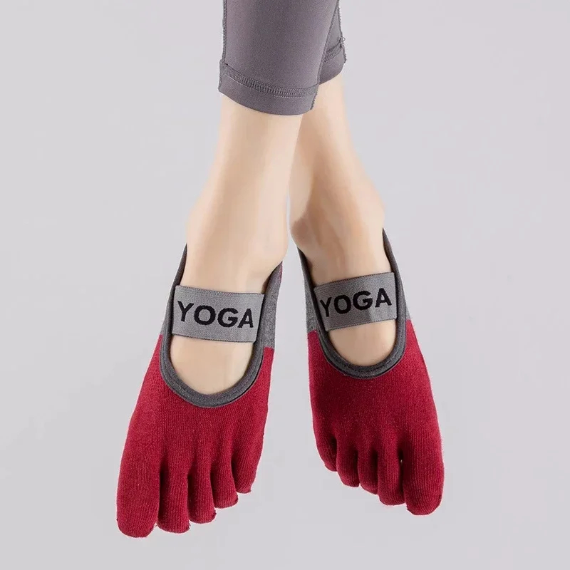 Chinese Manufacturer Ladies Breathable Yoga Socks Silicone Non-Slip Five Finger Pilates Socks for Backless Fitness Ballet Dance 