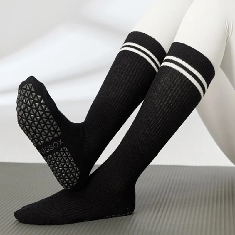 Contract Manufacturing Yoga Socks Silicone Cotton Stripe Pile Non-slip Dot Women High Quality Pilates Grip Over The Calf 