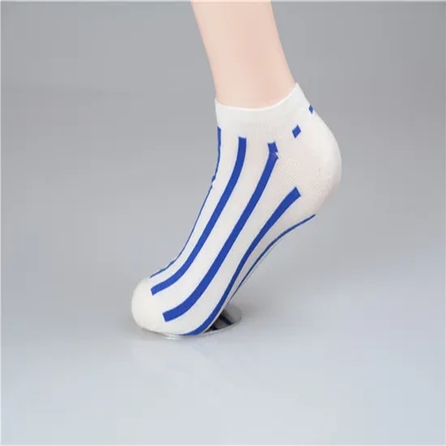 Affordable Custom Stripe Cotton Crew Socks for Men and Women