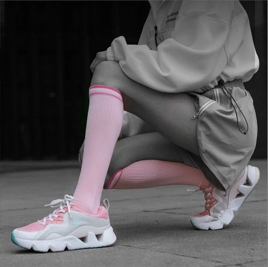 High Pressure Compression Long Athletic Running Socks for Women