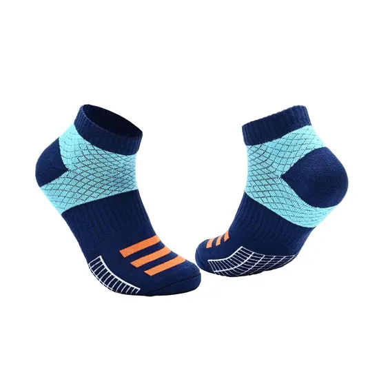 Custom Non-Slip Sports Socksbreathable Terry Cushion Ankle Socks for Badminton Running Soccer Socks