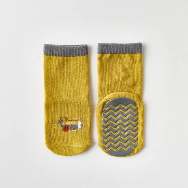 Winter Funny Christmas Cartoon Custom Logo Sports Organic Rubber Grip Baby Toddlers Socks