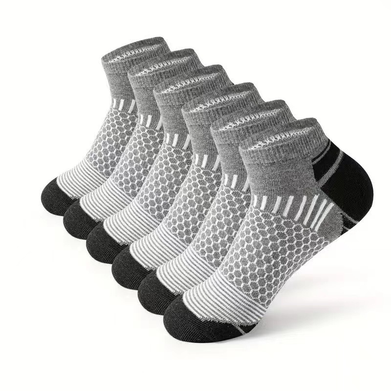  Colorful Death Band Basketball Socks Polyester Crew Socks for 