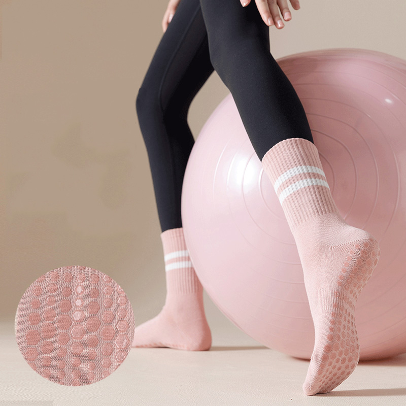 Trendy Item women Anti skid Yoga Socks Grips Cotton Mid tube Bottom Breathable Fitness Dance Barre Workout Pilates Socks 