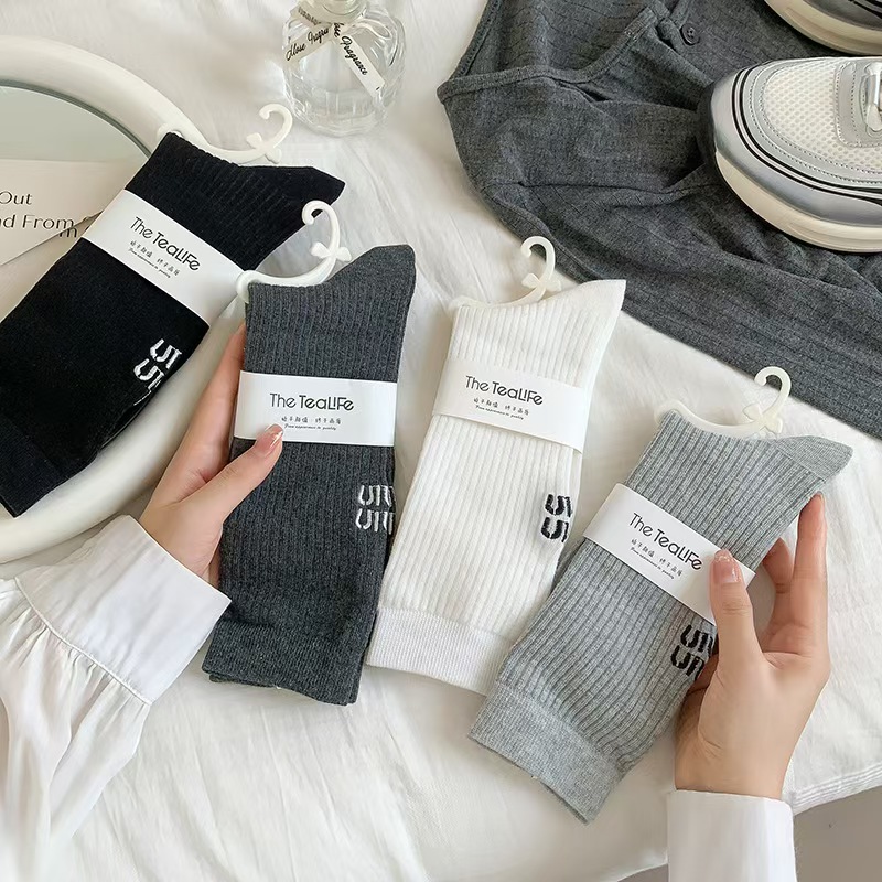 made-to-order Retro women Cotton Loose Socks Autumn Winter Knitting Solid Color Long Black Pink Korean Student Girls 
