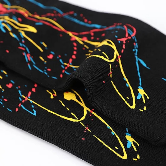 Ins Artistic Style Cotton Sweat-Absorbent Colorful Graffiti Hip-Hop Designer Basketball Team Premium Crew Men′s Sport Socks