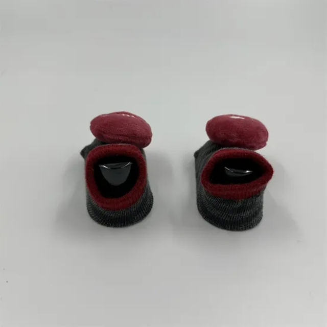 Cute Comfortable and Eco Friendly Baby Indoor Non Slip Crawling Socks