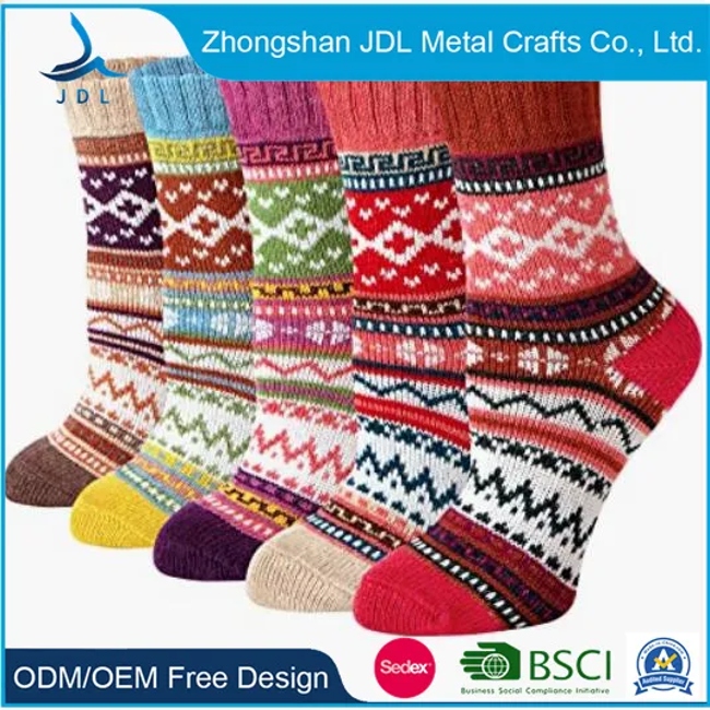 Wholesale Winter Warm Cotton Women Thickened Fashion Breathable Custom Non Slip Terry Crew Grip Anti Slip Pilates Yoga Funny Socks