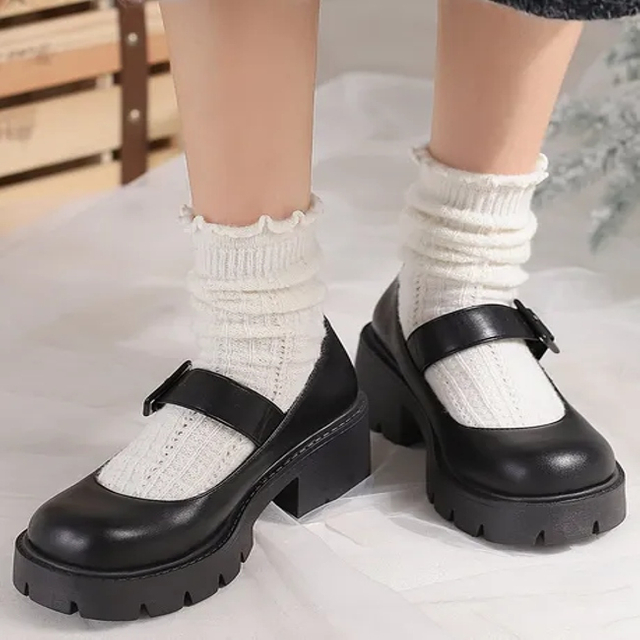 Wholesale Cozy Breathable Antibiosis Women Socks Sports Cotton Sublimation Designer Logo Custom Crew Women Socks