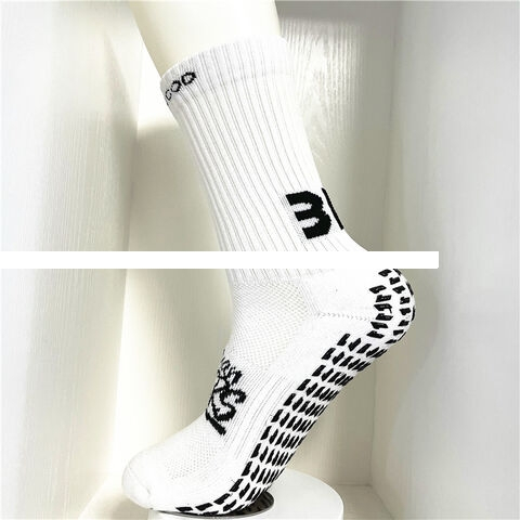 Low Moq Wholesale Custom Logo Design Football Socks Soccer Grip Socks Sports Socks For Men