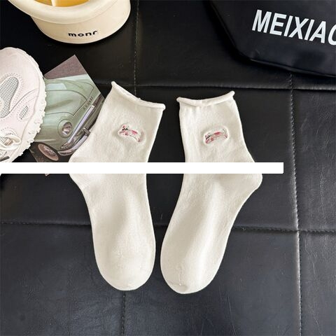 New Style N Combed Cotton Women Socks Custom Design Embroidery Logo Sport Socks