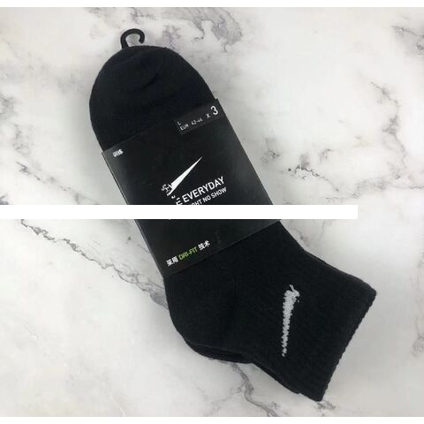 Wholesale Factory Direct Black White Color Cotton Unisex Sports Socks Breathable Soft Cozy Casual Socks