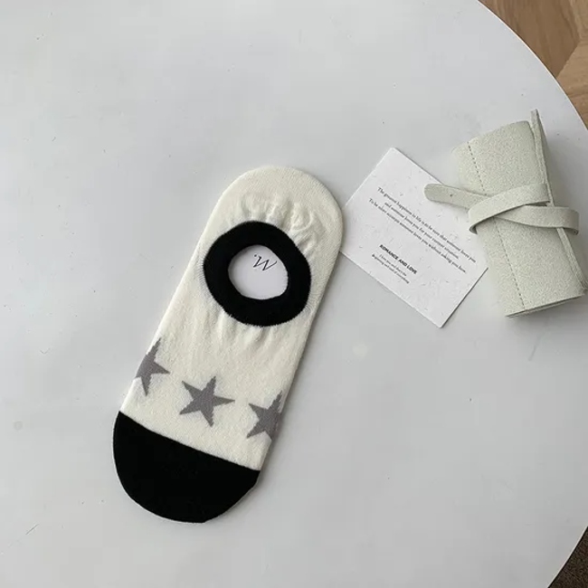 Socks Women Summer New Cool Black and White Diamond Ins Small Fresh Striped Letters Non-Slip Rubber Boat Socks Invisible Female Socks
