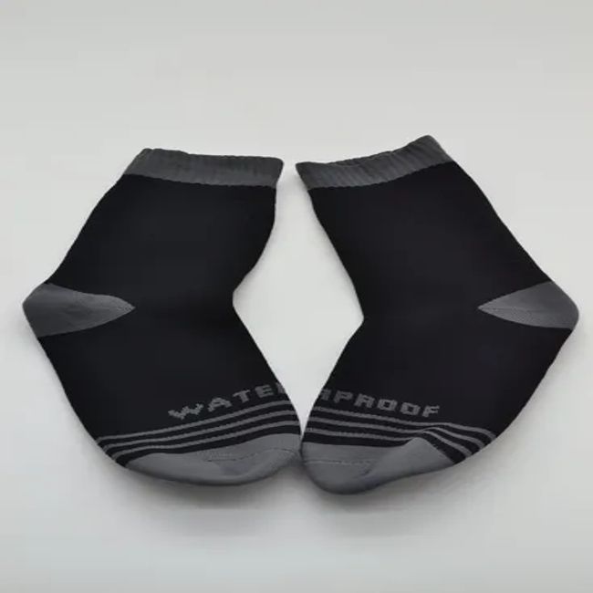 Custom Water Proof Socks Outdoor Running Hiking Athletic Sport Breathable Waterproof Sock Men