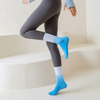 Customized Cross Border Summer Gradient Yoga Women′s Socks Glue Point Anti Slip Sports Socks Women′s Pilates Fitness Medium Tube Socks