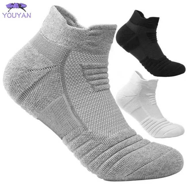 2023 Solid Color Thicken Men Running Football Basketball Breathable Sport Short Socks Thicken Material Soft Breathable