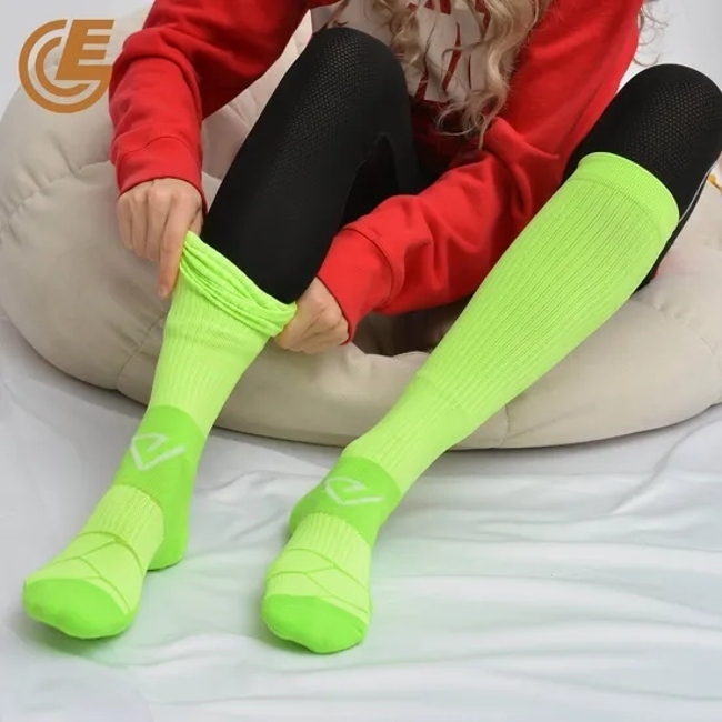 Wholesale Sports Knee High Compression Socks Football Shin Guard Stockings