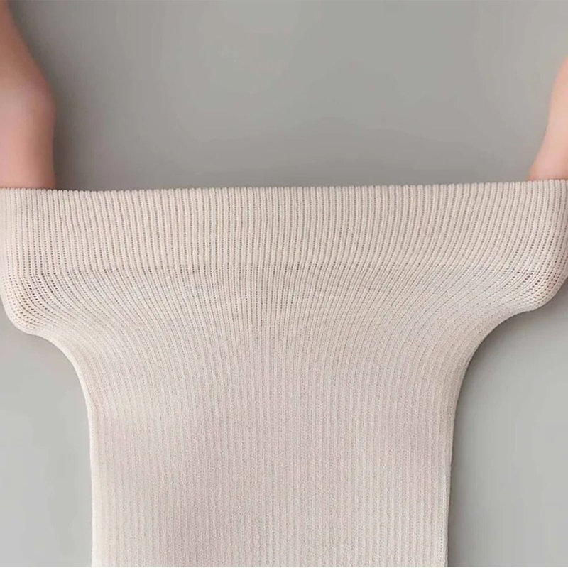 Custom Design Polyester Women Professional Sports Sock Colorful Anti-Slip Compression Socks Breathable Outdoor Racing Cycling 