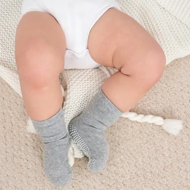Low MOQ Free Sample Custom Logo/Color Infant Baby Crew Socks